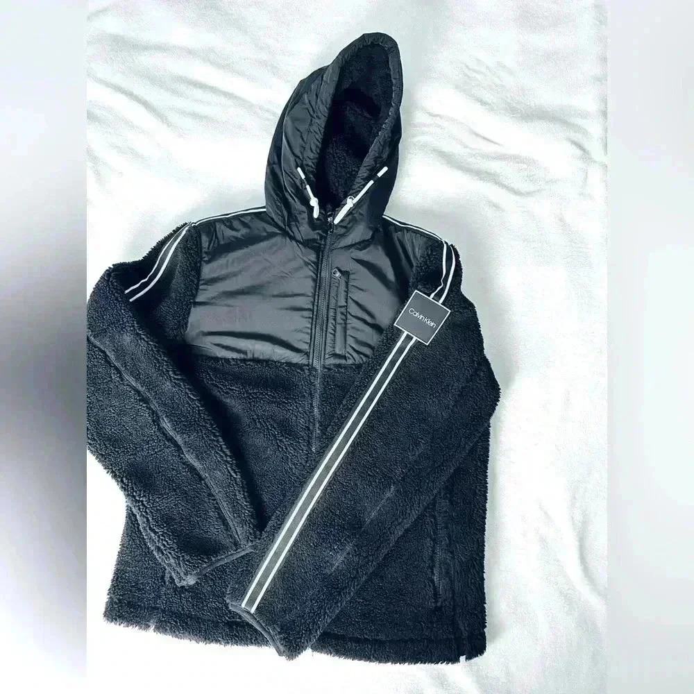 Calvin Klein Men’s Full Zip Hooded Insulated Winter Jacket Size Medium - Picture 4 of 7